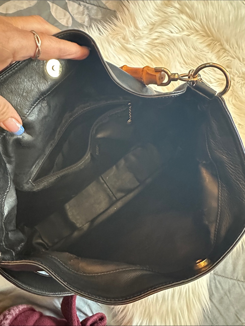 Gucci Vintage Style Black Leather Tote w/Bamboo Handle EUC/Like New IMO - Picture 11 of 16